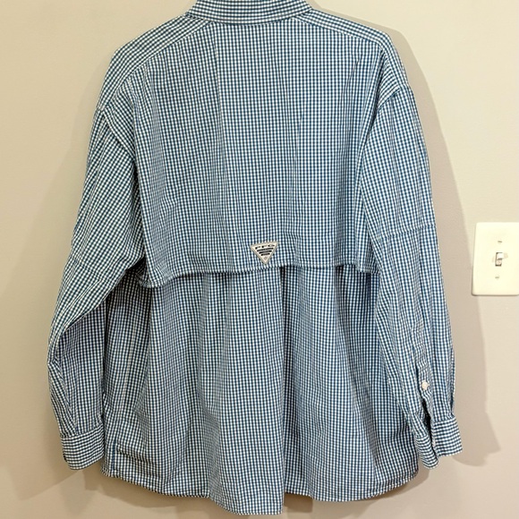 Columbia Men's Light Blue Gingham Shirt - Picture 7 of 10
